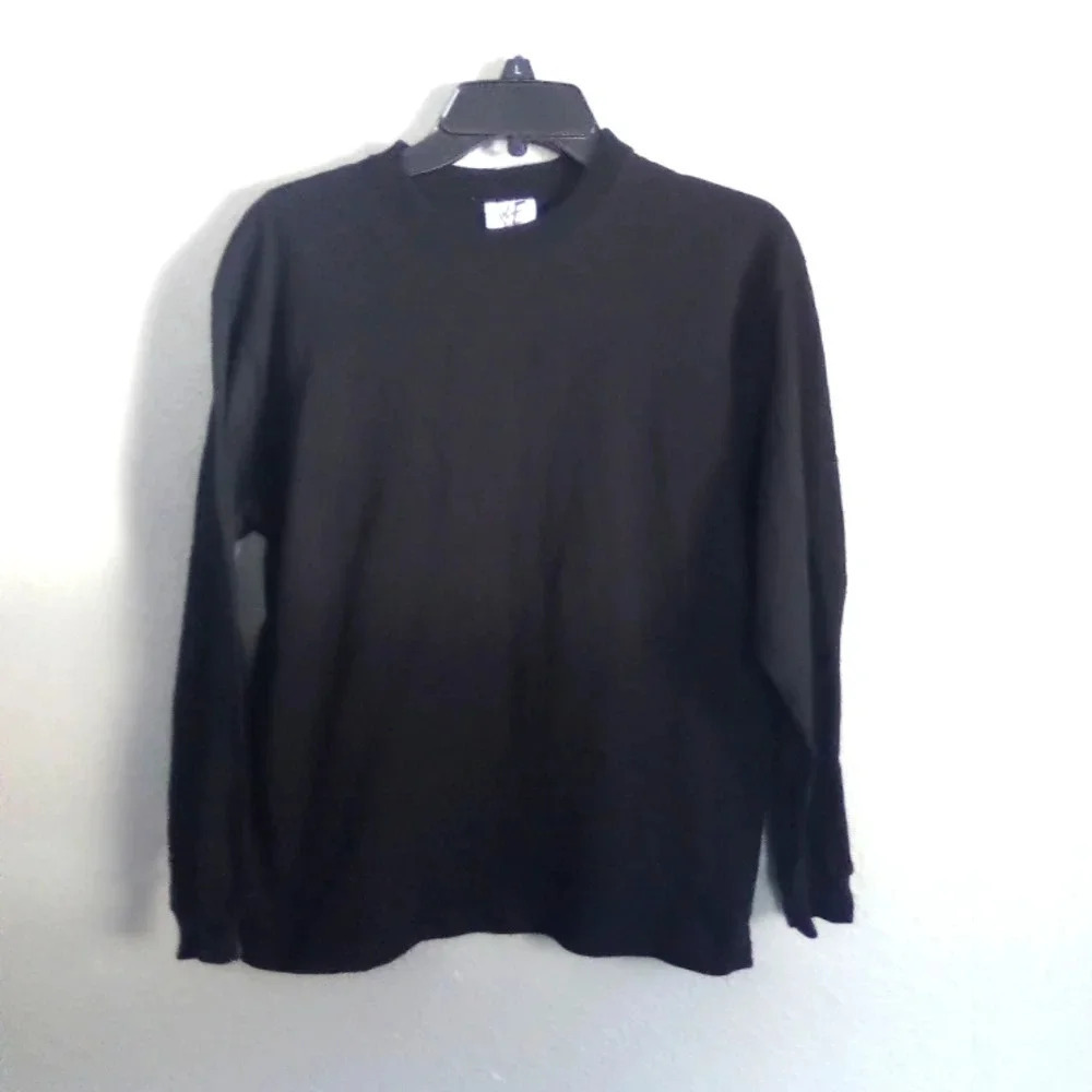 World wrestling federation long sleeve top ( Bag G )